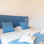 Sunny Flat