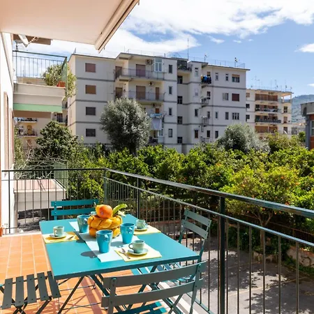 Lejlighed Sunny Flat