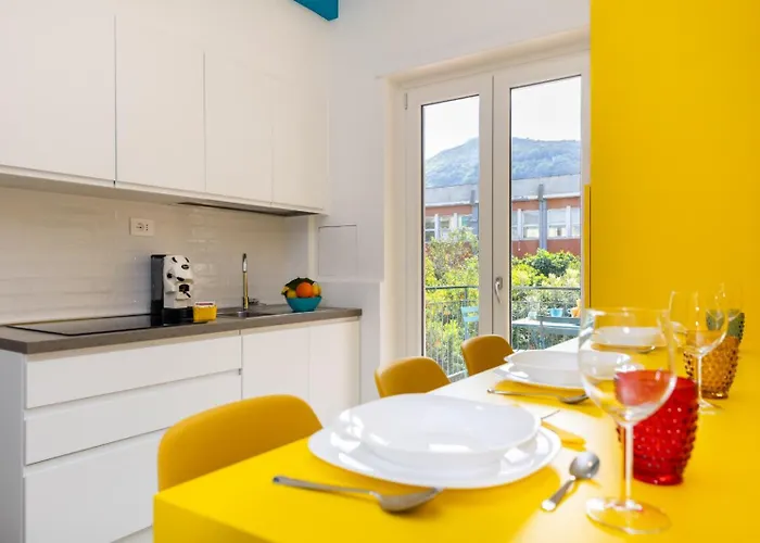 Sunny Flat * Σορέντο