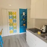 Sunny Flat سورينتو