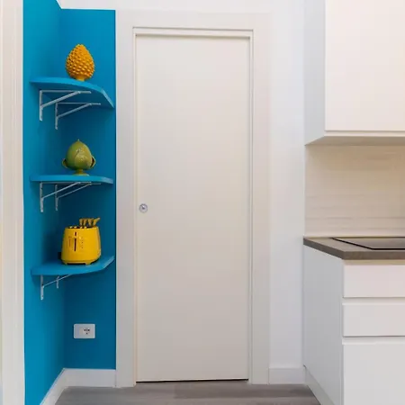 Sunny Flat Apartment *